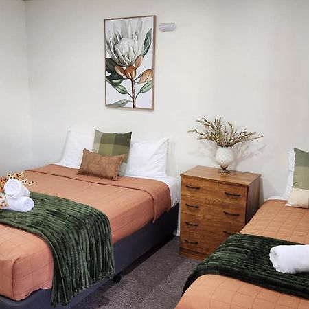 Affordable Gold City Motel Charters Towers Εξωτερικό φωτογραφία