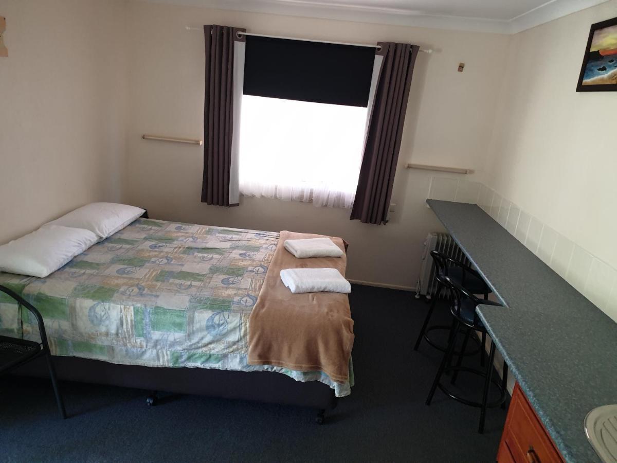 Affordable Gold City Motel Charters Towers Εξωτερικό φωτογραφία